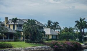 Family-friendly neighborhood in Orange Park with homes and trees